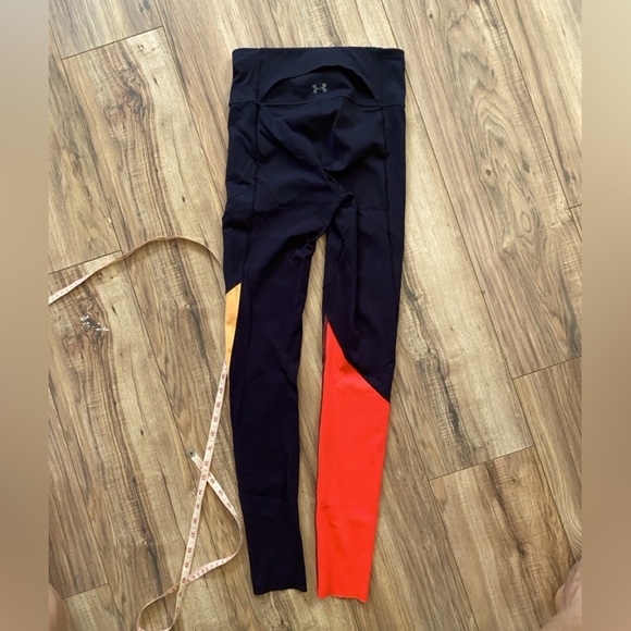 Under Armor color block leggings - Picture 8 of 9